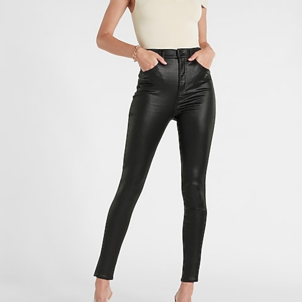 NWT Super High Waisted Black Coated Skinny Jeans Size 8